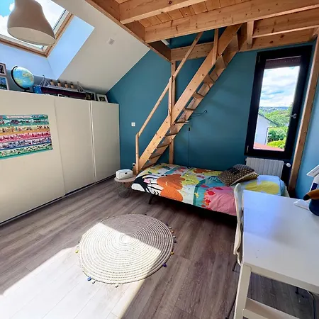 Holiday home Maison Au Calme Et En